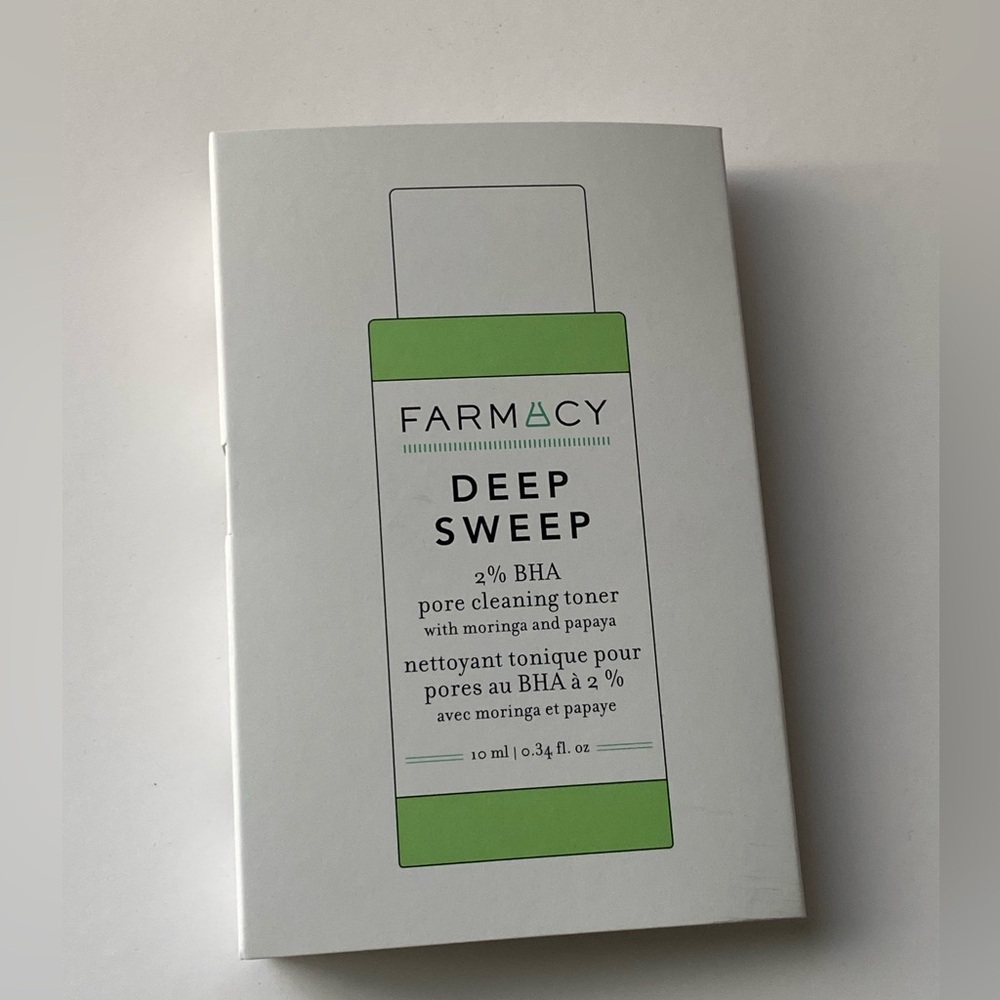 Farmacy deep sweep 2% BHA pore cleaning toner SAMPLE